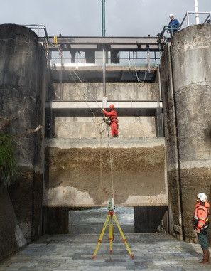Expertise sur site de la vanne évacuateur de crue du barrage de VIGNOTAN