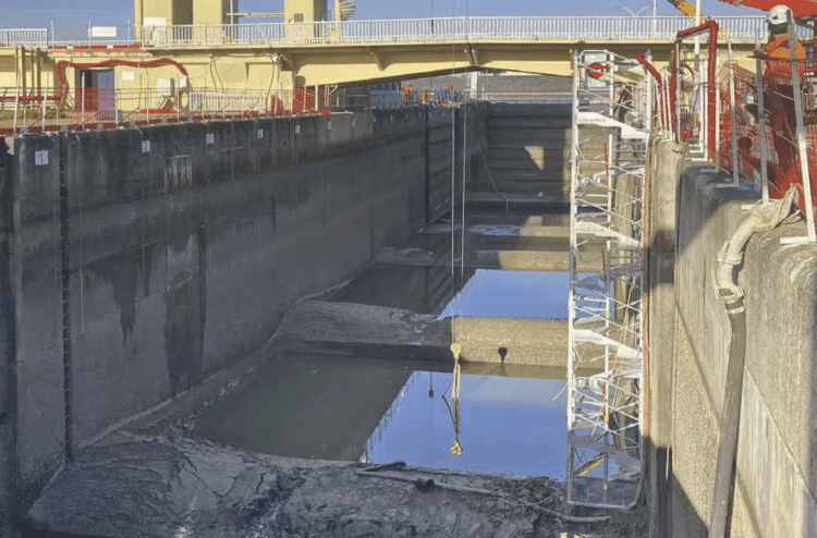 Écluse anti-salinité sur l'estuaire de la Vilaine @Eiffage