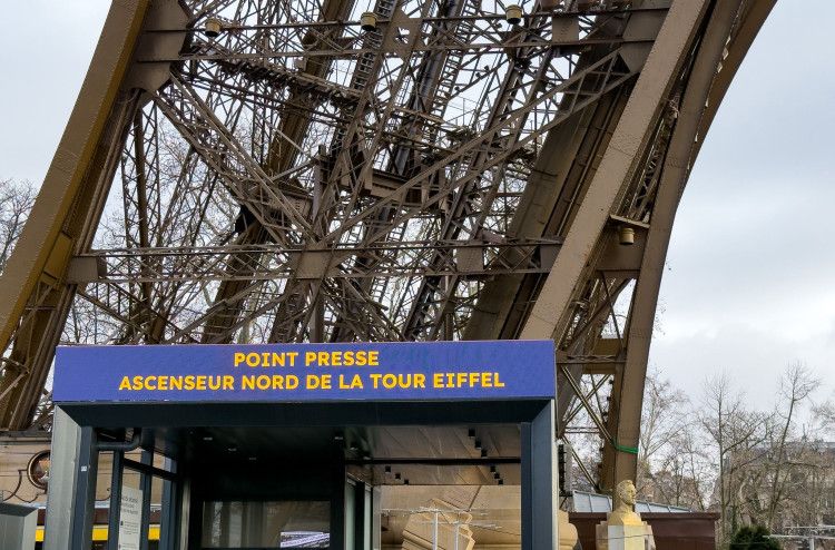 Modernisation ascenseur Nord de la Tour Eiffel