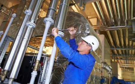 Installation de tuyauteries industrielles